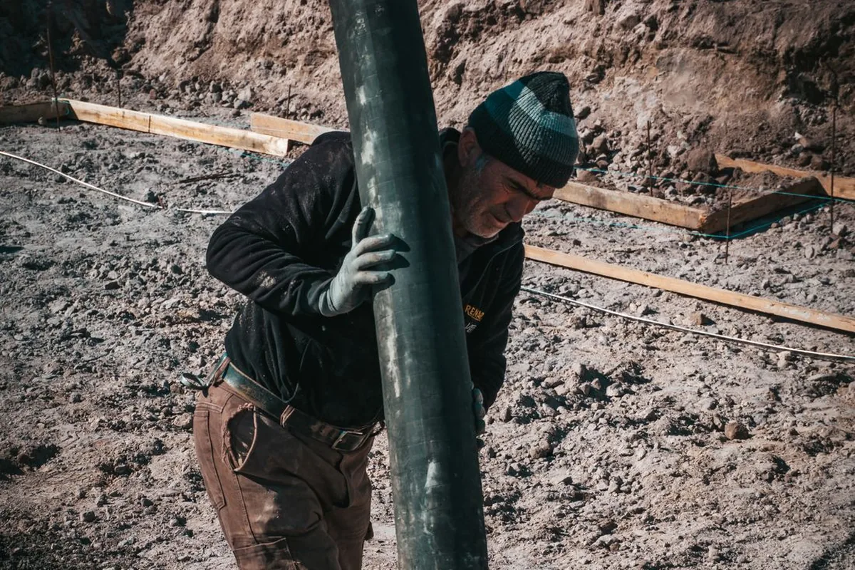 Estrutura de concreto de prédio em construção em obra predial